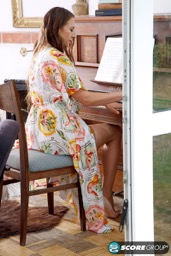 naked mature women pics