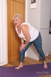 naked mature ladies