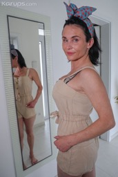 nude older women pics