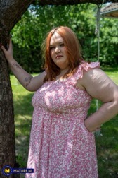 nude MILF pics